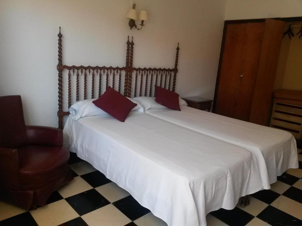 Twin Room with Balcony,65839288:JPEG